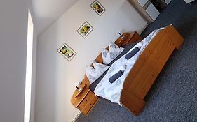 Apartman Cerna V Posumavi Adam A Eva